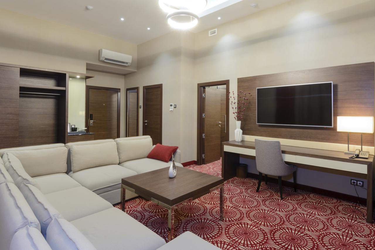Hotel Senator Караганда Экстерьер фото