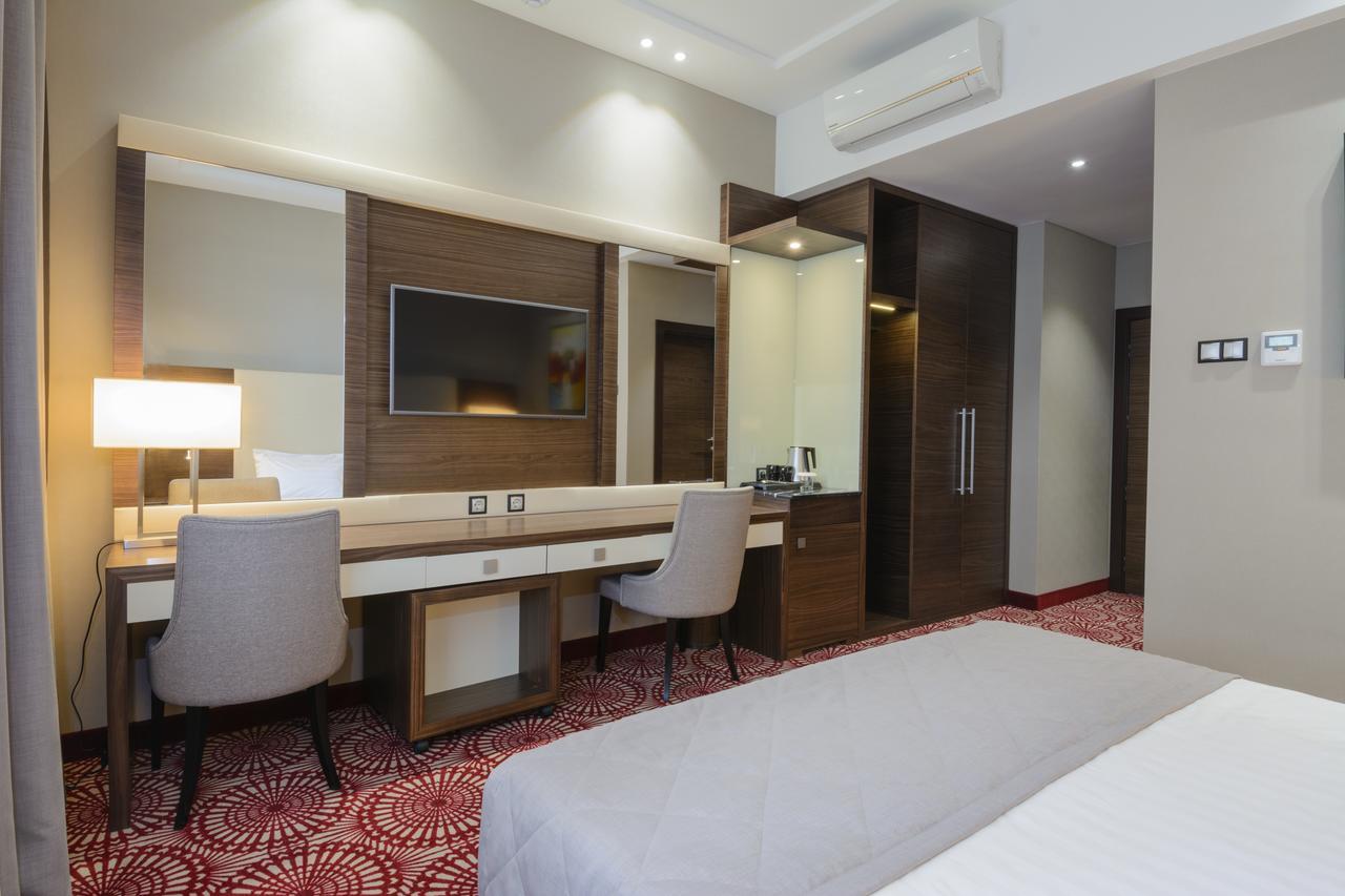 Hotel Senator Караганда Экстерьер фото