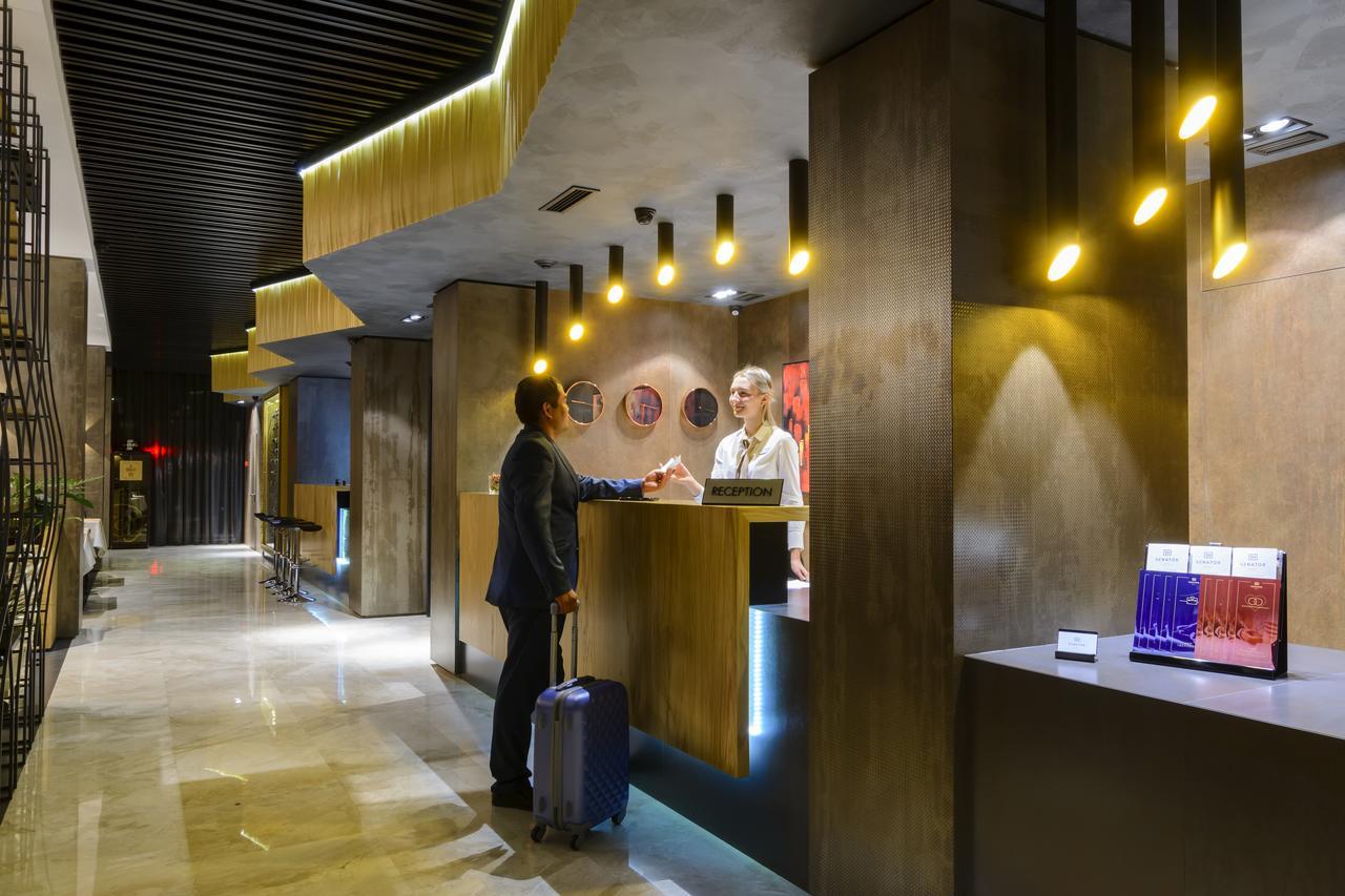 Hotel Senator Караганда Экстерьер фото